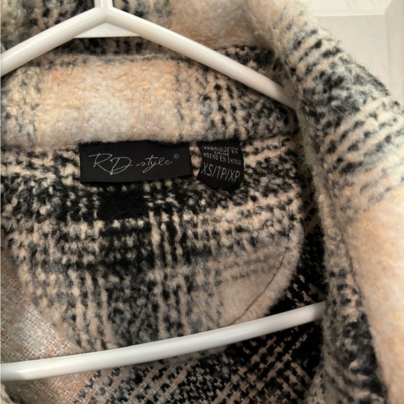 RD Style Shacket - Picture 2 of 2